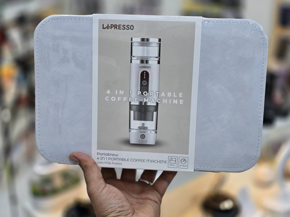 دستگاه اسپرسوساز مسافرتی و شارژی (۴ در ۱) از برند LePresso  ارسال فوری با پیک برای تهران و ارسال سریع به سراسر ایران